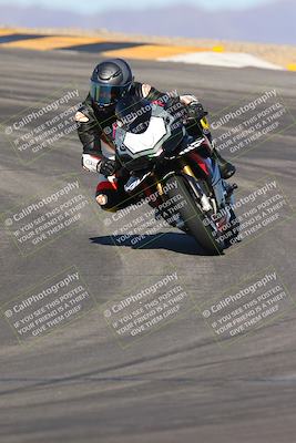 media/Feb-03-2024-SoCal Trackdays (Sat) [[767c60a41c]]/1-Turns 9 and 10 (940am)/